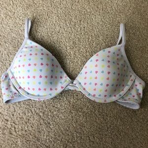 32A Bra with rainbow hearts